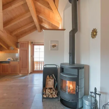 Chesa Trais Fluorsc3 By Interhome Appartement Maloja